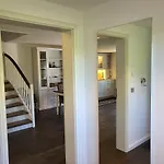 Muehlenhof 7 *
