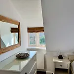 Muehlenhof 7 *