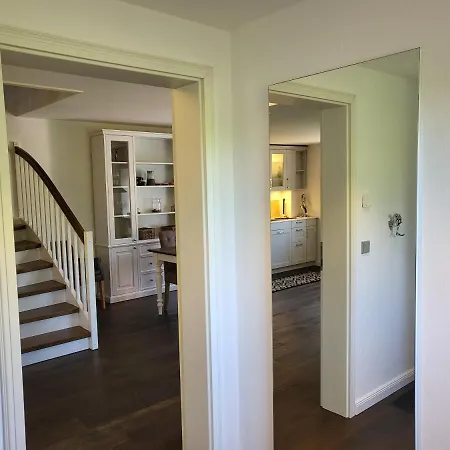 Mühlenhof 7 *